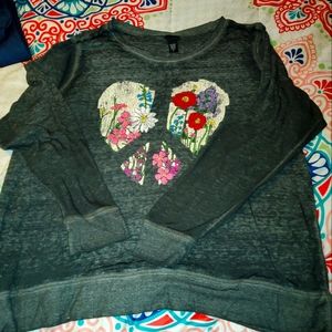 BLACK BURNOUT PEACE SWEATSHIRT